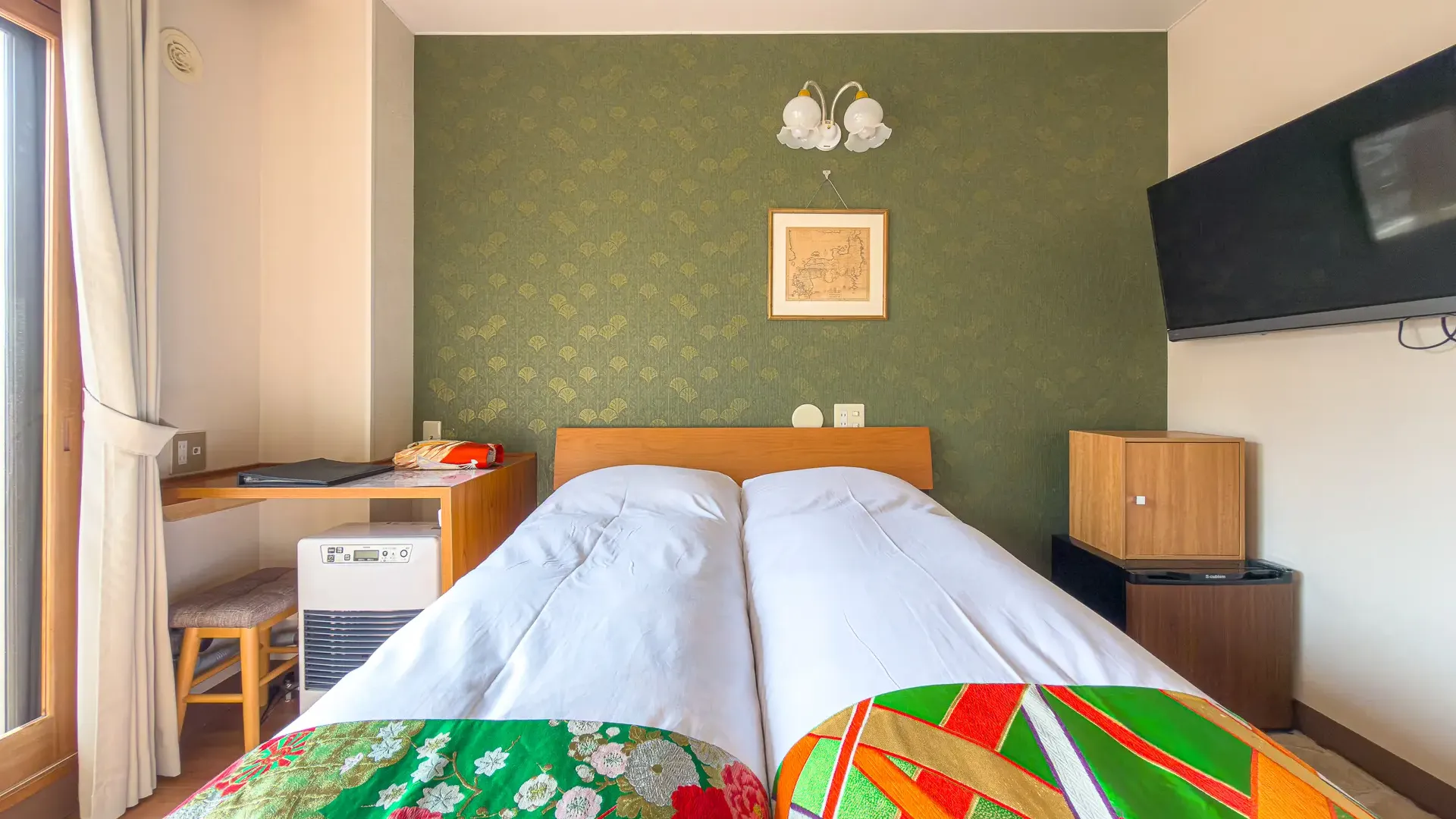 hotel-elizabeth-nozawa-onsen-compact-double-room-3