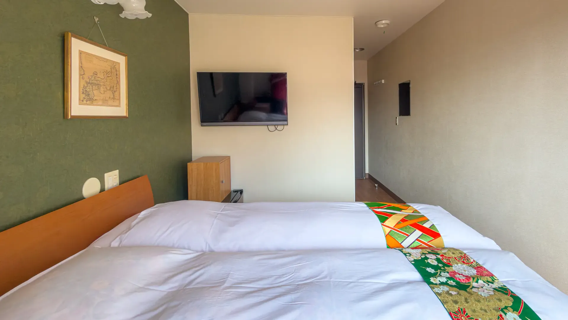 hotel-elizabeth-nozawa-onsen-compact-double-room-4