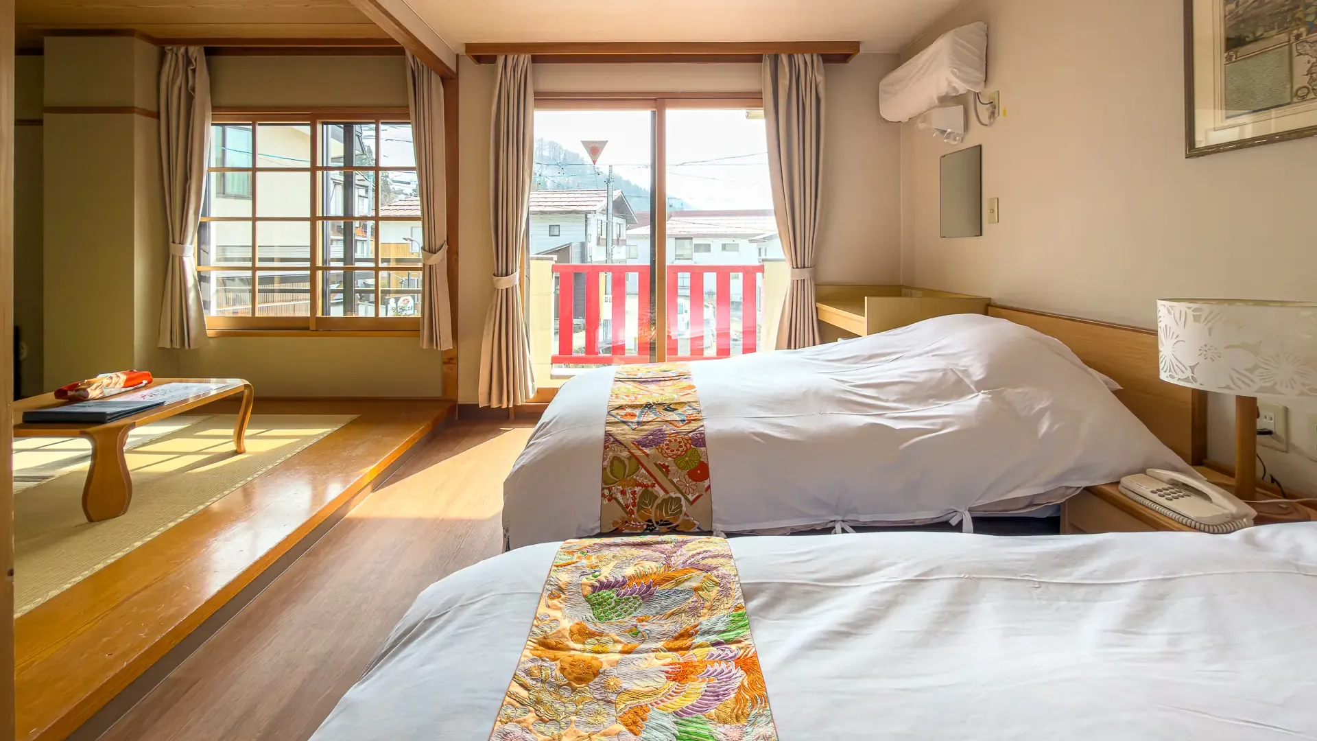 hotel-elizabeth-nozawa-onsen-deluxe-japanese-twin-room-3
