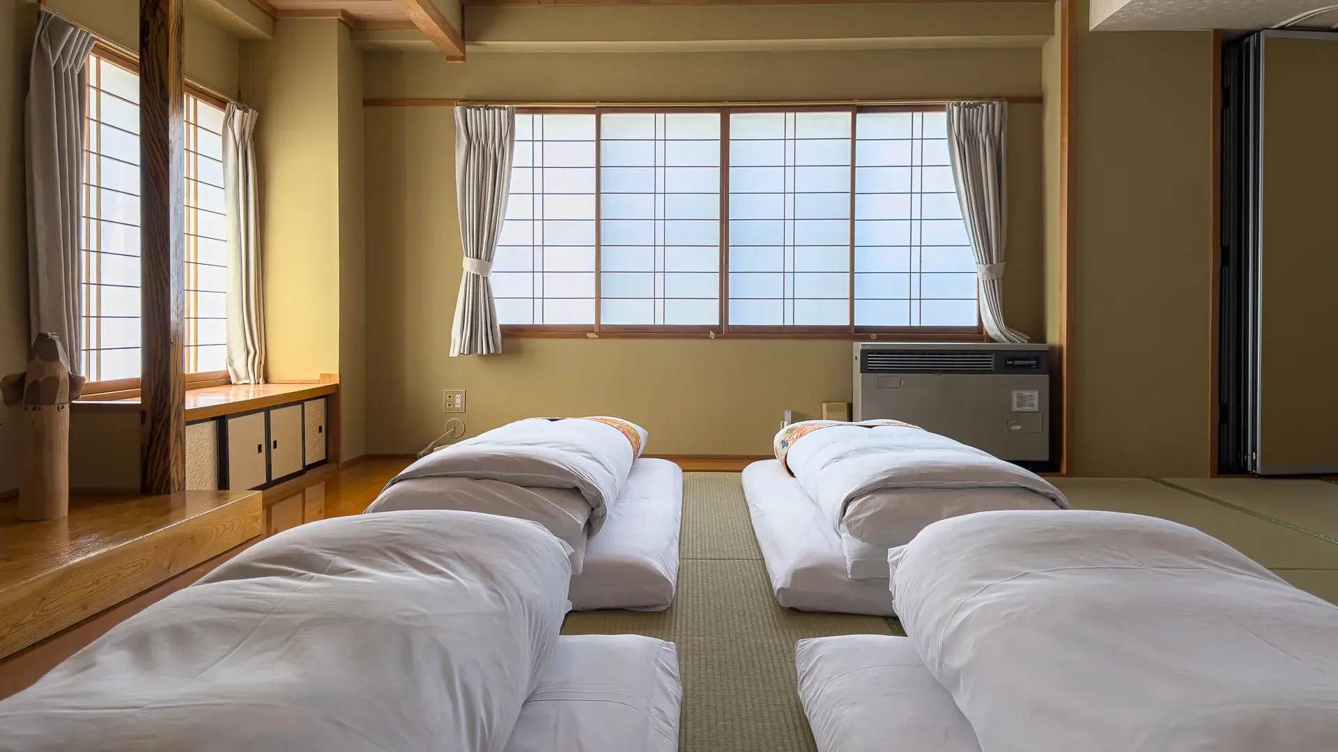 hotel-elizabeth-nozawa-onsen-japanese-suite-room-7